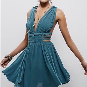 PINK Free People Cut Out Boho Dress 💓